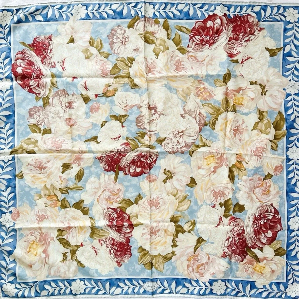 Gucci authentic scarf